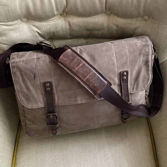 ONA Union Street Waxed Canvas Camera Bag - Picture 1 of 7
